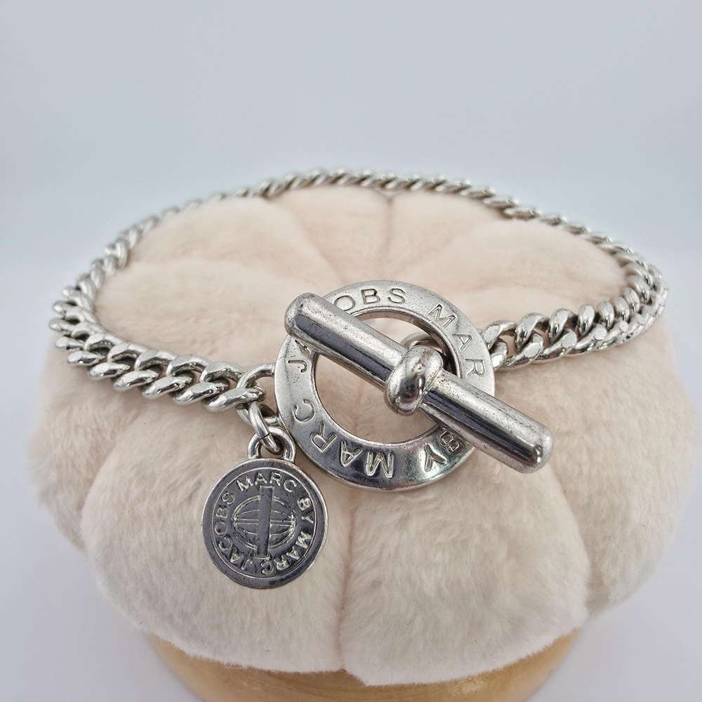 MARC By MARC JACOBS Toggle Bracelet Curb Chain Engraved Silver Tone 6.75"